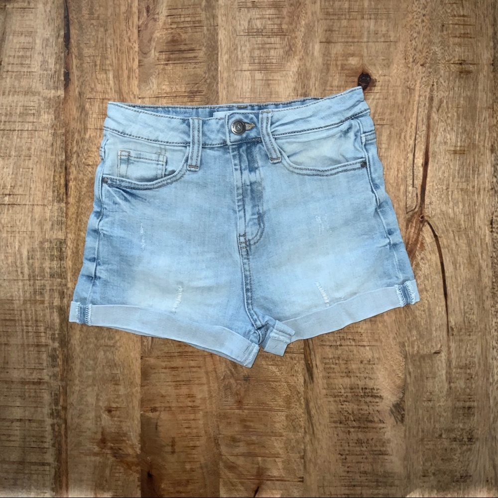 Treasure & Bond Shorts